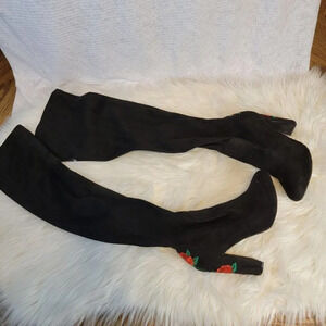 Wild‎ Diva Lounge Rose Detail Chunky Heeled Suede Over The Knee Boots Womens 8.5